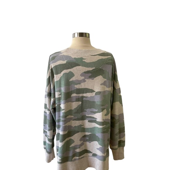 Aerie Women’s Active Sweatshirt Size Large Green and Cream in Color - Picture 5 of 6